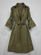 Trench Victoria con cintura e manica regolabile – Verde Militare donna
