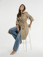 Trench Victoria con cintura e manica regolabile – Beige donna