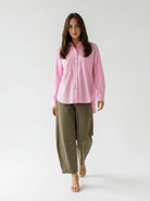 Camicia Victoria over con doppia tasca – Rosa donna