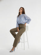 Camicia Nayla fluida con nodo – azzurro cielo donna