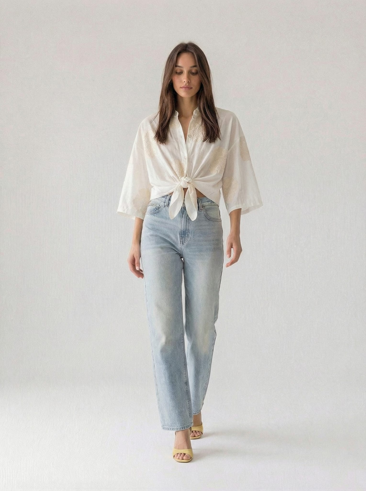 Camicia Dalia con ricamo- Burro donna