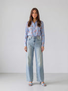 Camicia Liri - Azzurro fantasia fiori rosa donna