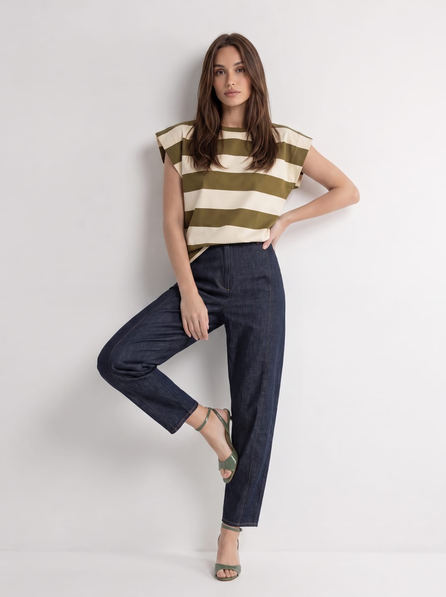T-Shirt Zaira - Verde olio rigata T-Shirt donna