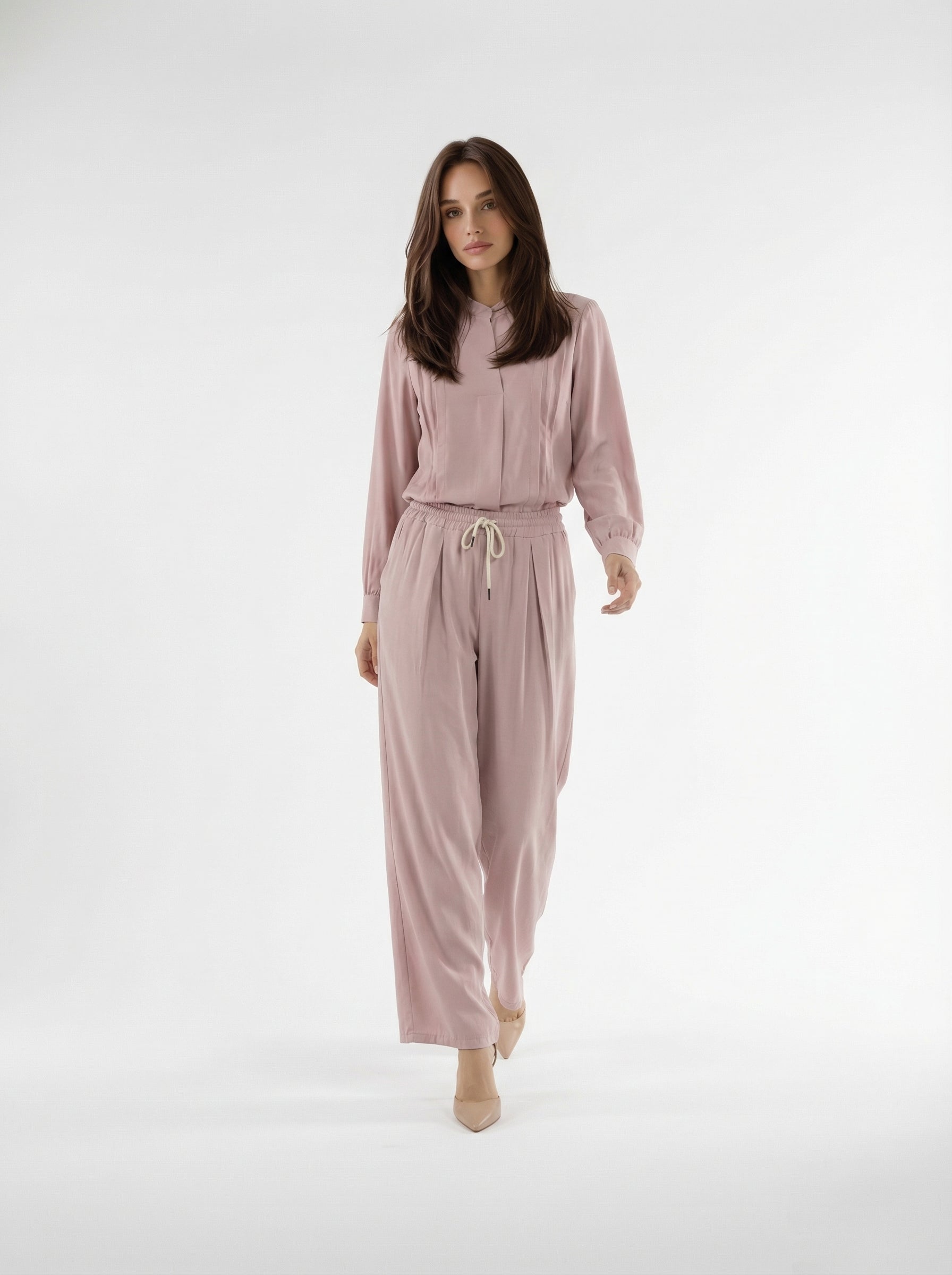 Blusa Elara con pinces e collo coreano – rosa cipria donna